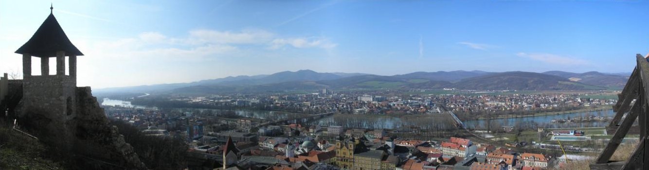 Panorama de Trenčn desde el castillo